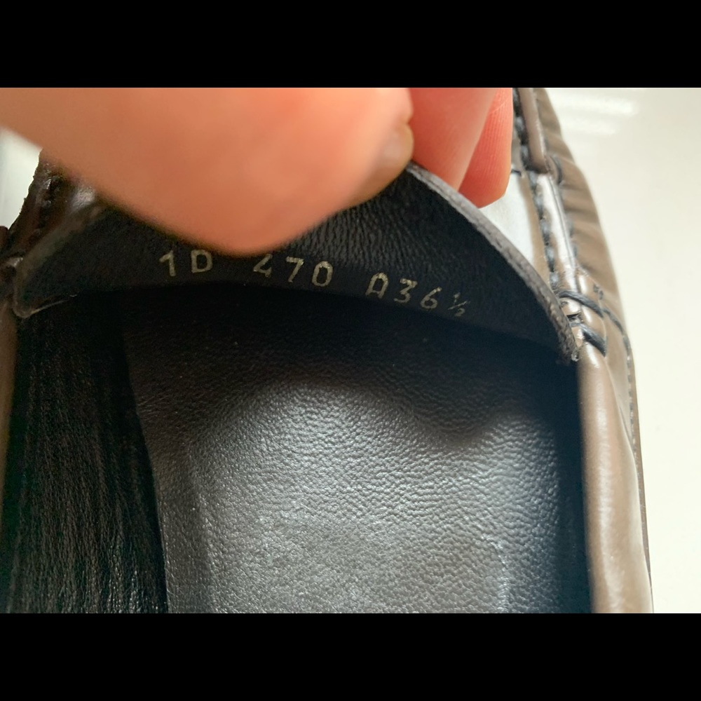 Prada patent leather loafers - Picture 6 of 6